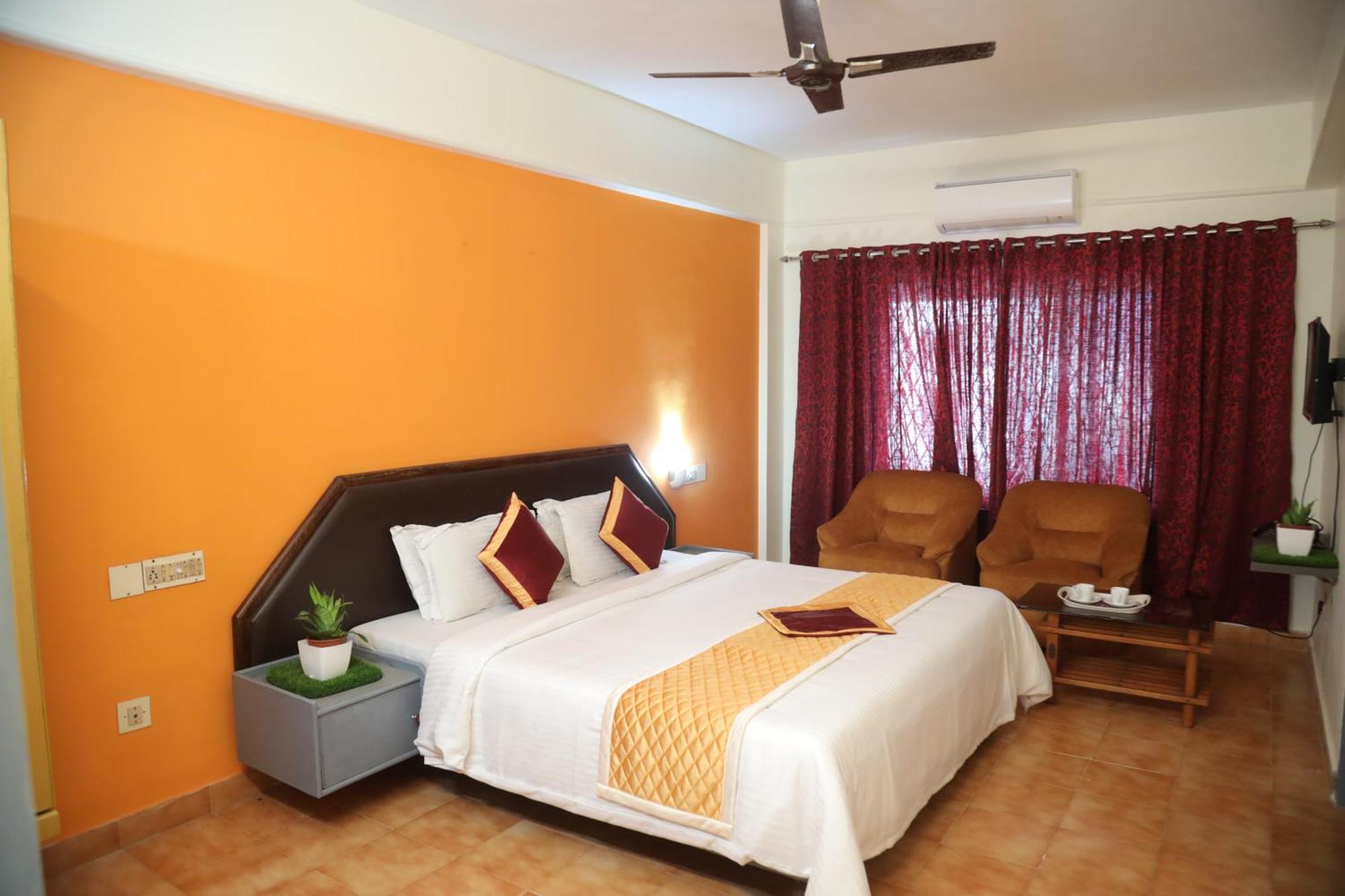 Grand Harmony Beach Resort Kovalam Exterior photo